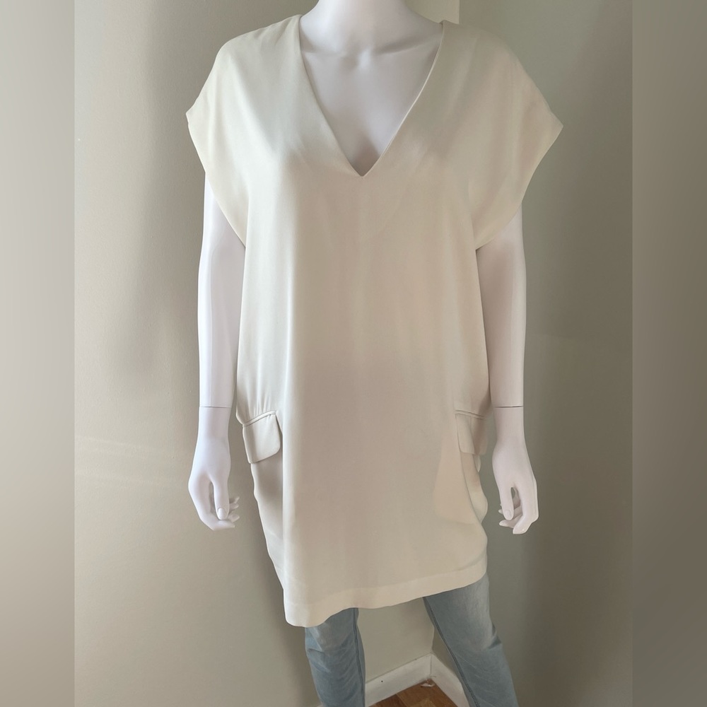 Banana Republic cream tunic.